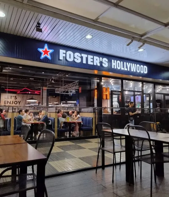 Visit Foster's Hollywood in Valencia