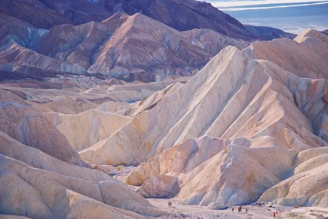 Winter Day Trip + Camping in Death Valley! ⛺️❄️