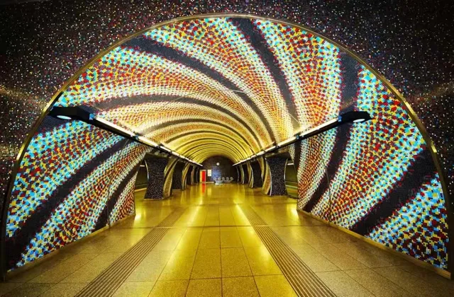 Take The Moscow Subway 