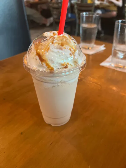 Nashville's Local Gem: Burger Republic 🍔✨