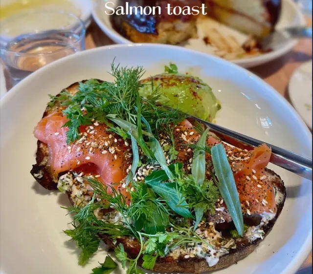 The Williamsburg brunch in  NY--Sunday In Brooklyn 