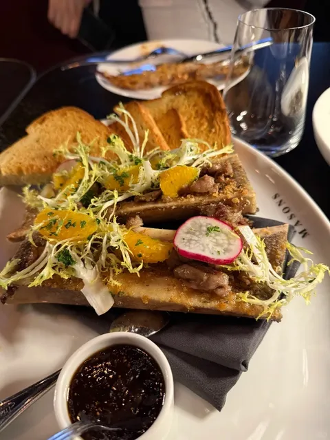 Mason’s Steakhouse - Quincy’s Meat Mecca That Never Misses 🥩✨  