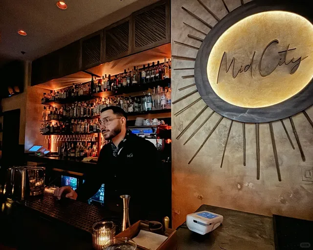 Atlanta｜A Vibe-Filled Cocktail Bar Perfect for Dates 🍸