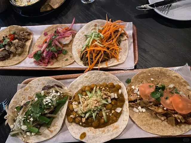 Cincinnati Food Exploration | Creative Tacos at Solstice 🌮