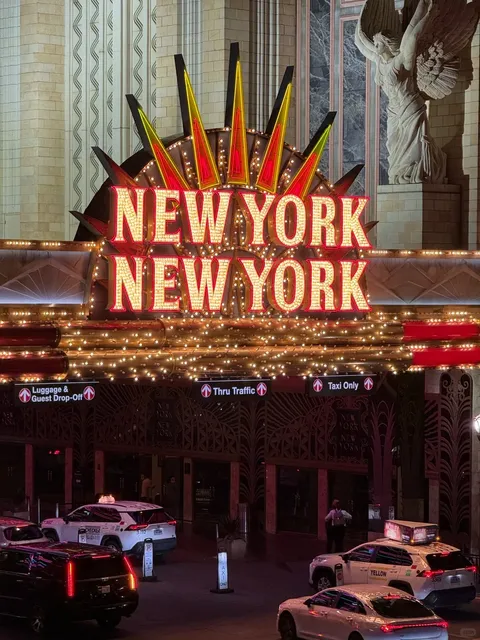 This is THE Ultimate Las Vegas Guide You Need