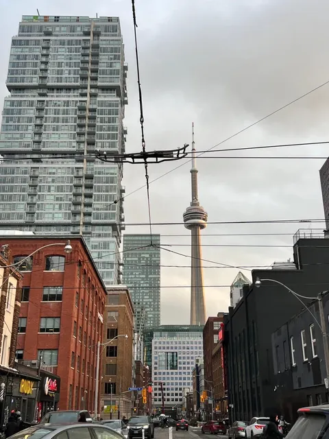 🇨🇦 Toronto Extreme One-Day Itinerary! 🚶‍♂️🌆