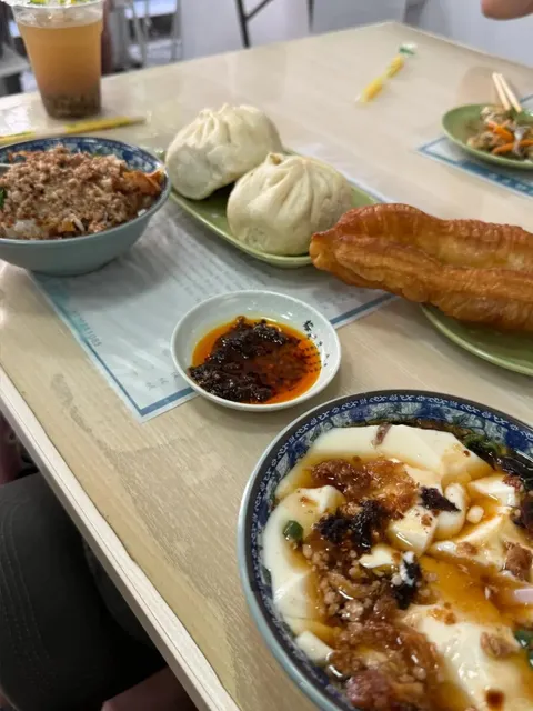 🇬🇷 Chinese Breakfast in Athens – A 3-Day Feast Review!