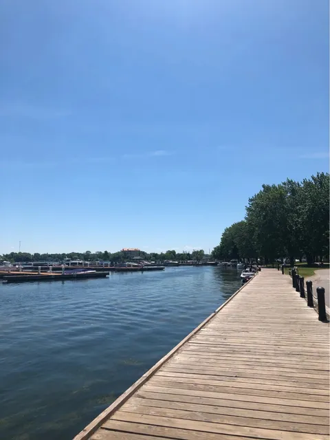 🌿 Toronto Day Trip - Exploring Orillia! 🚗💨