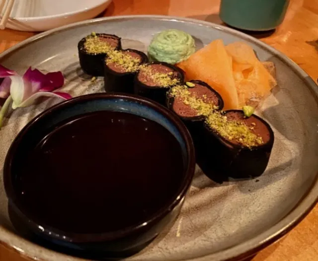 Umi Japanese Restaurant 🎎