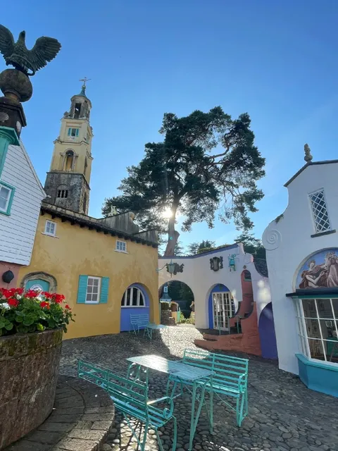 Great Weekend Spot in the UK | The Most Beautiful Town Portmeirion