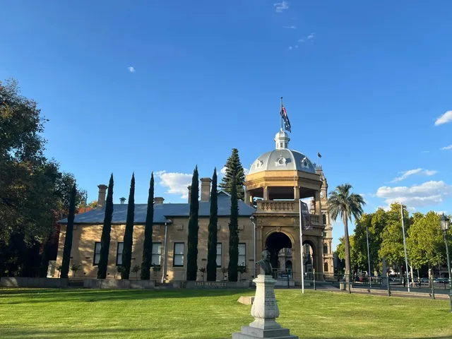 🚂 Weekend Getaway from Melbourne Without a Car