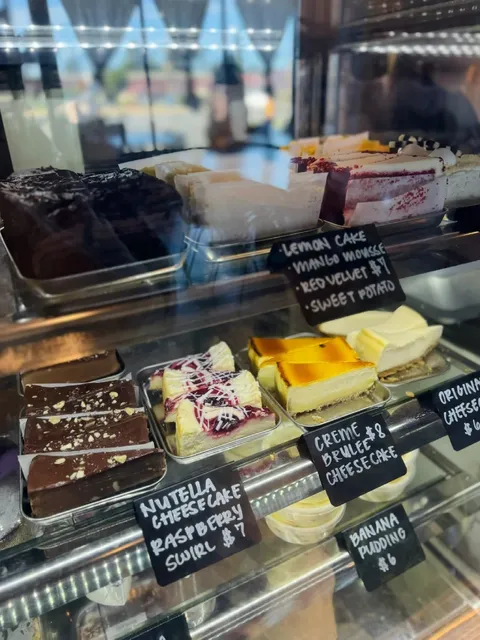 Seattle Cafe Exploration | This cafe has such a vibe! 😍