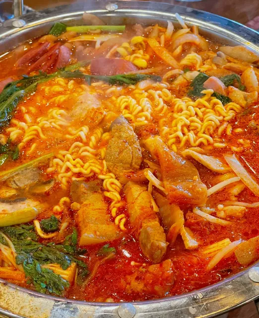 Richmond Hidden Gem | This Korean Bistro Surprised Us! 🇰🇷