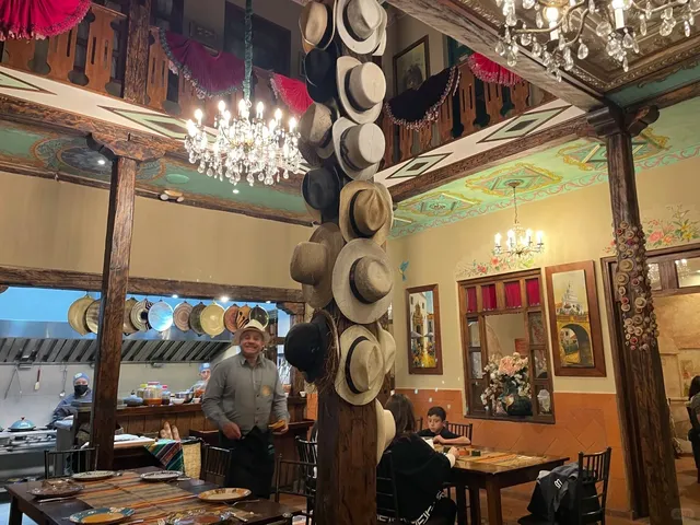 🇪🇨 How to Explore Cuenca, Ecuador’s Most Charming City?