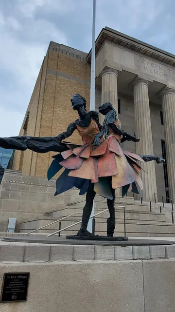 Little Rock - City Walk .🚶‍♀️🌳✨
