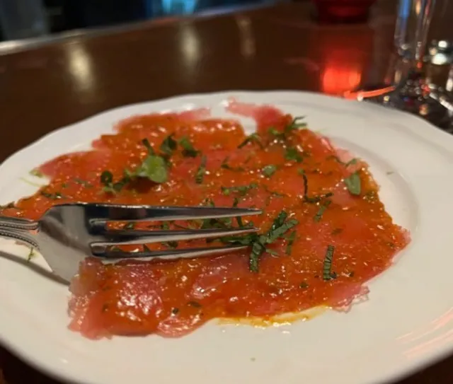 🐚 Gus Gus | An Eccentric & Artistic Culinary Escape