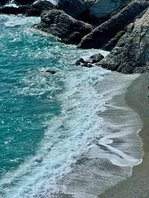 🇮🇹 Took My Best Travel Photo in Genoa, Italy! 🌊