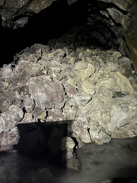🏔️ Exploring the Shoshone Ice Caves 