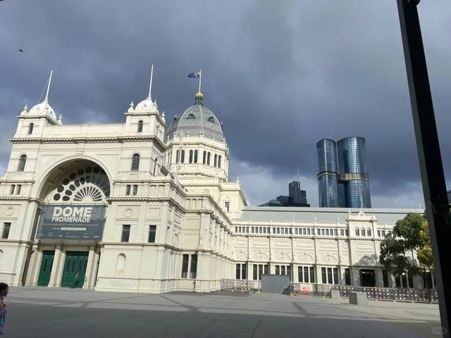  Melbourne City Walk Guide