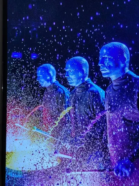 🇺🇸 Half-Price Tickets for Blue Man Group in Vegas – Yes Please! 🎭