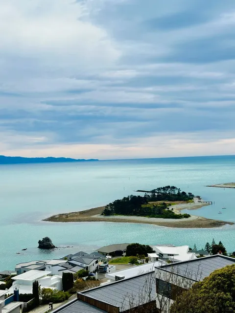 🇳🇿 New Zealand — Heart-Shaped Island! 💙🏝️