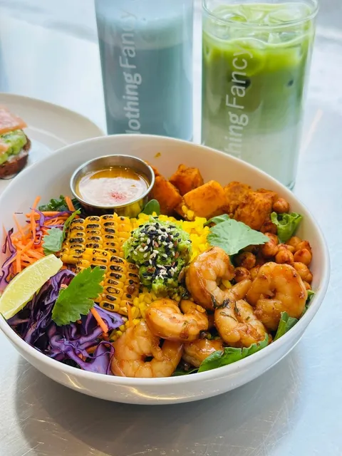 Moscow's Nothing Fancy - The Ultimate Healthy Eats Spot! 🏋️♀️✨