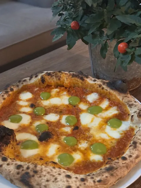 Tasted the Pizza of a Lifetime in Barcelona💕💕💕