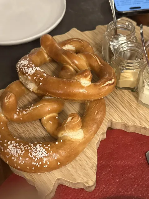 DC Surprise Discovery: German Pork Knuckle and Sausages 