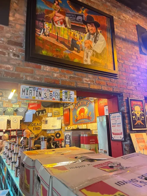 🇺🇸 My Favorite Bar in Nashville Finally Found! 🎸