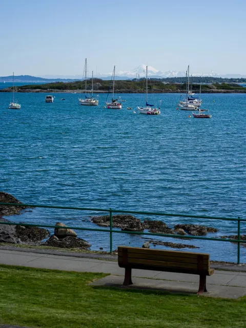 🌷 Victoria: A Poem Written in Spring