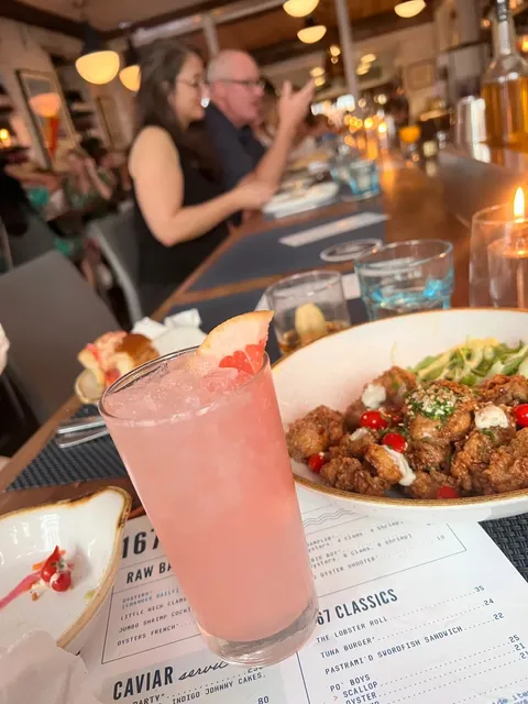 Where to Find Fresh Oysters in Charleston? 🦪