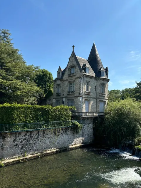 ❤️ Genuinely Recommending Paris Surrounding Towns!