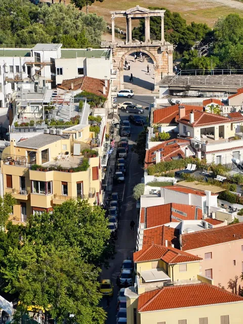 🏛️ How to Explore Athens in 2 Days — Save Up to €100!