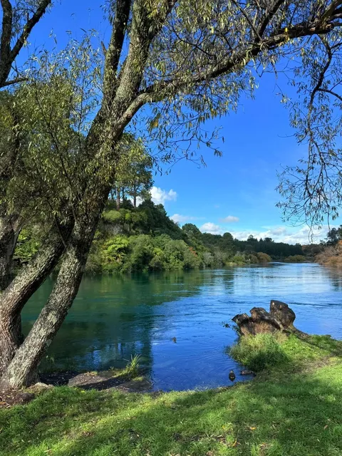 🇳🇿 Huka Falls | Tiffany Blue Dreams Come True