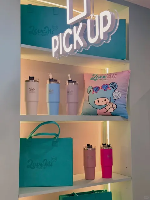 This Yogurt Shop Totally Stole My Heart 💘｜Love Mi Yogurt