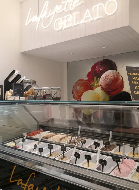 Lafayette Coffee & Eatery: Where Community, Coffee & Comfort Collide!