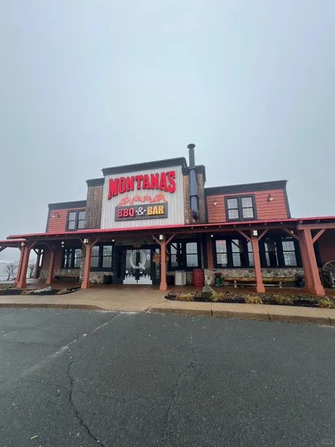 A Must-Try BBQ Spot in Halifax! 🍖🔥