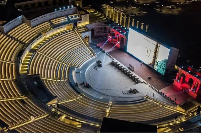 A Roman-Style Marvel in the UAE 🎭🌅