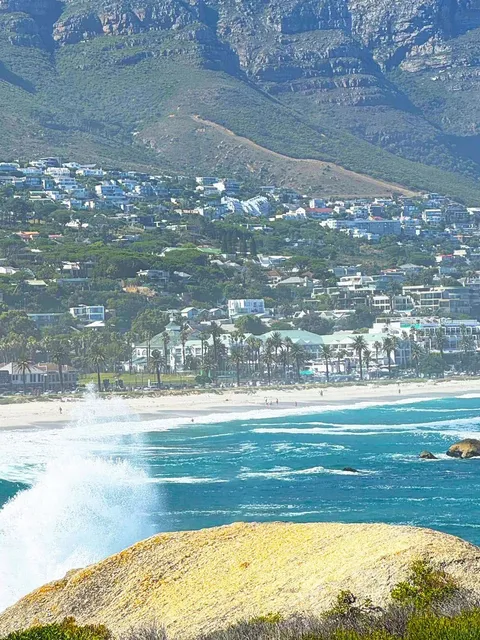 A Journey Intertwining Wildness and Romance in the "Rainbow Nation"