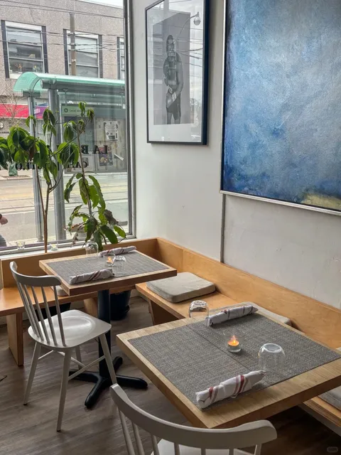 🇨🇦 Toronto’s Hidden New French Bistro! 🥖🍷