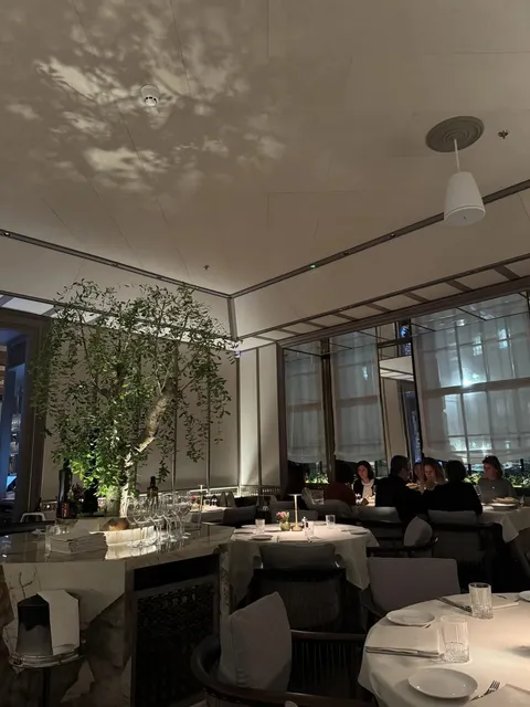 London Birthday/Date Night Spot: Paper Moon London 🎉🍝