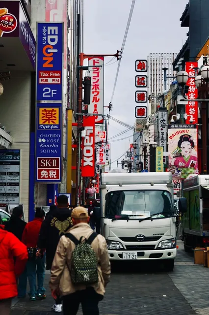 Osaka Shinsaibashi Shopping Paradise + Foodie Heaven(2) 🛍️