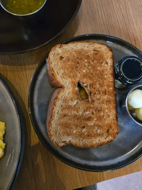 ☕ Great Breakfast & Coffee – A Perfect Morning Start! 🍳