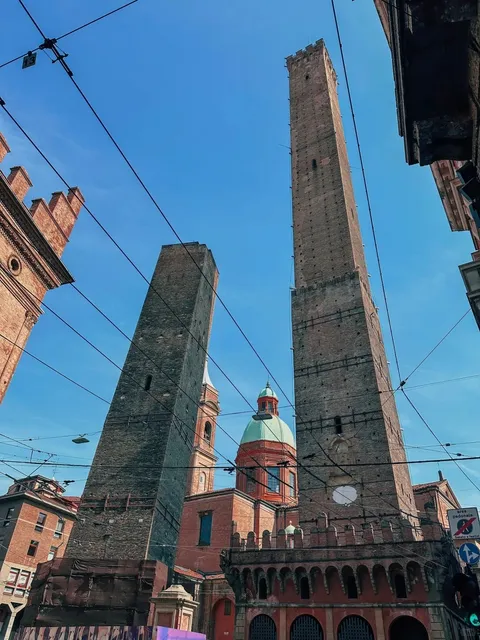 🇮🇹 Bologna: Italy's Forgotten Medieval Gem