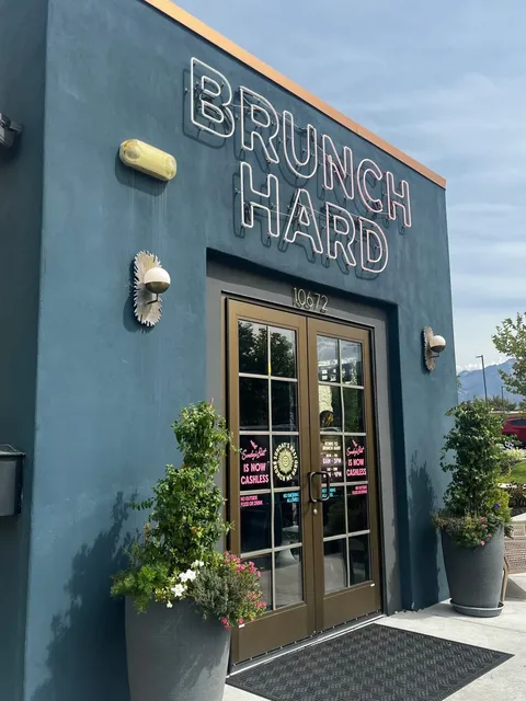 🥞 Salt Lake City SLC | Trying a New Brunch Spot Every Weekend!