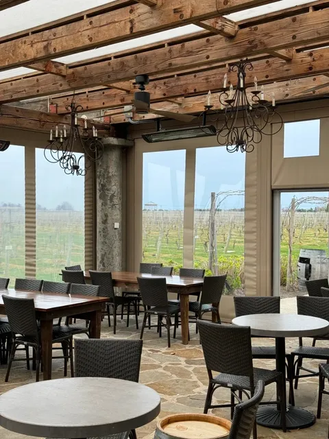 Long Island Wine Country 🍷