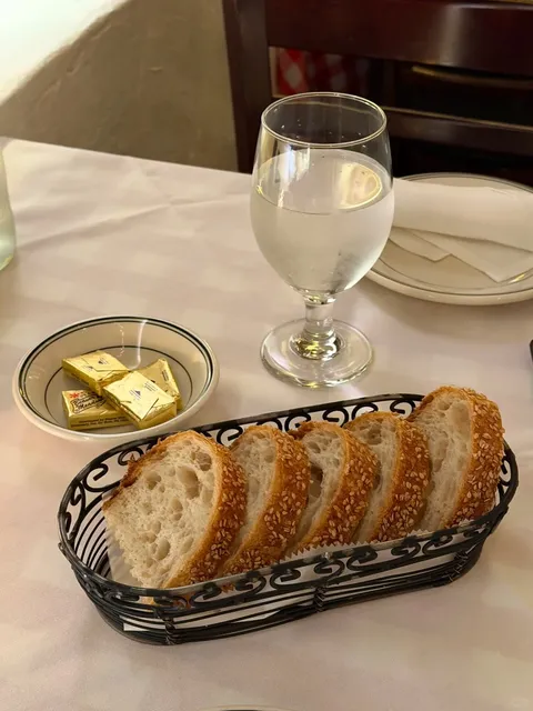 New York | Tony's Di Napoli (2)