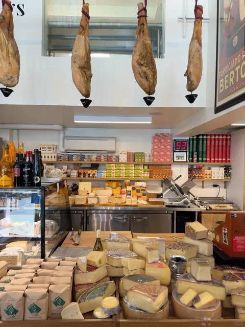 Los Angeles | A 60-Year-Old European Cheese Shop With 600+ Varieties!
