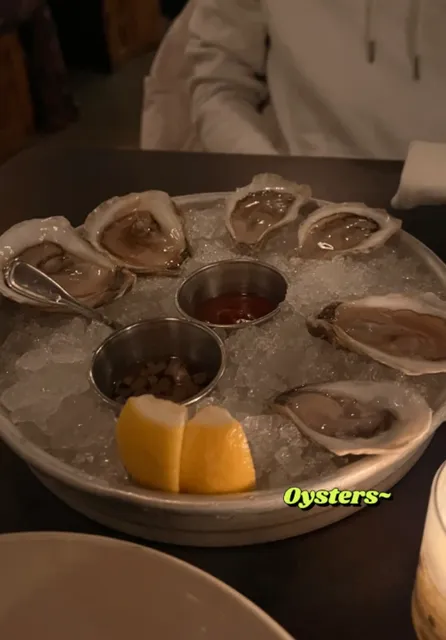 Portland, Maine | Dining at My Boyfriend’s Favorite Hidden Gem: Scales