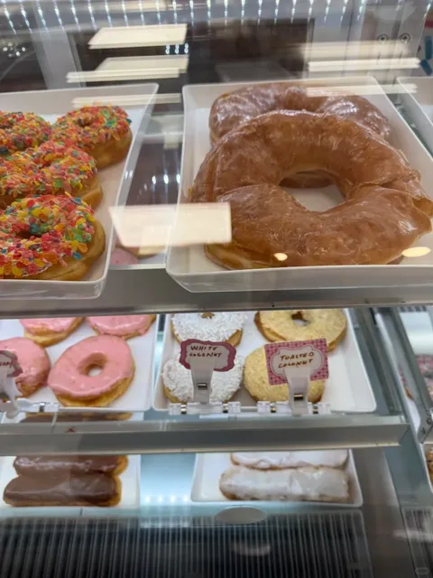 Chicago｜Super Huge Donuts — Dat Donut 🍩